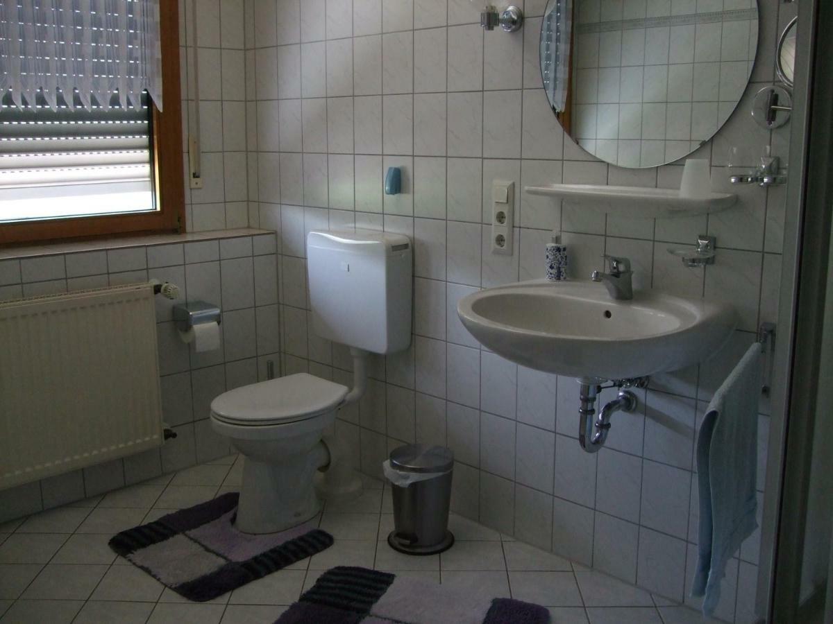 Ferienwohnung Haus Steffen เซลทิงเงน-อาคทิก ภายนอก รูปภาพ