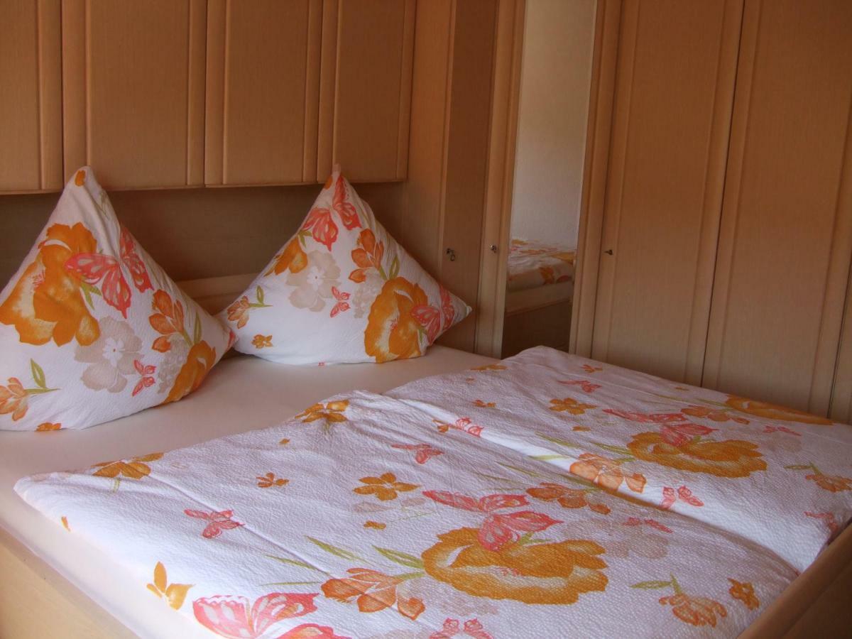Ferienwohnung Haus Steffen เซลทิงเงน-อาคทิก ภายนอก รูปภาพ